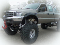 Custom fabrication of Lifted Trucks and Jeeps  got 4 x 4