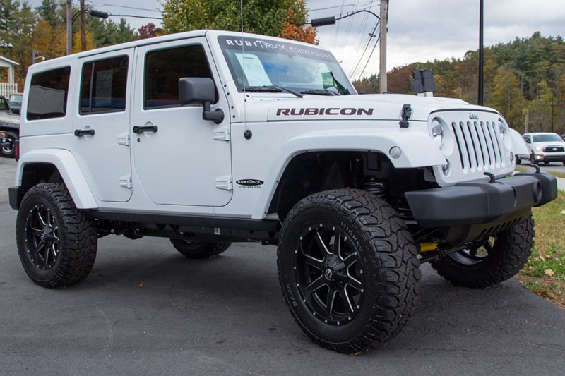 Jeep Wrangler Rubicon Unlimited for Sale in White