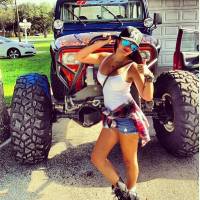 Jeep Girls and their Transportation  Offroad-Zone Dubai