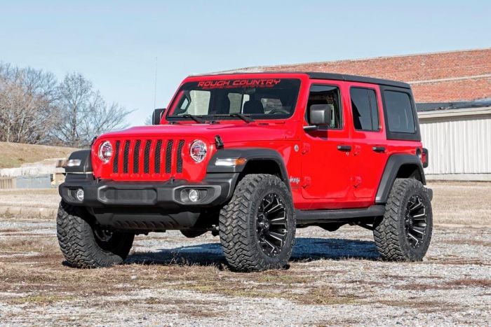 Rough Country 2.5 Lift Kit for 2018 Jeep Wrangler JL  POLY …